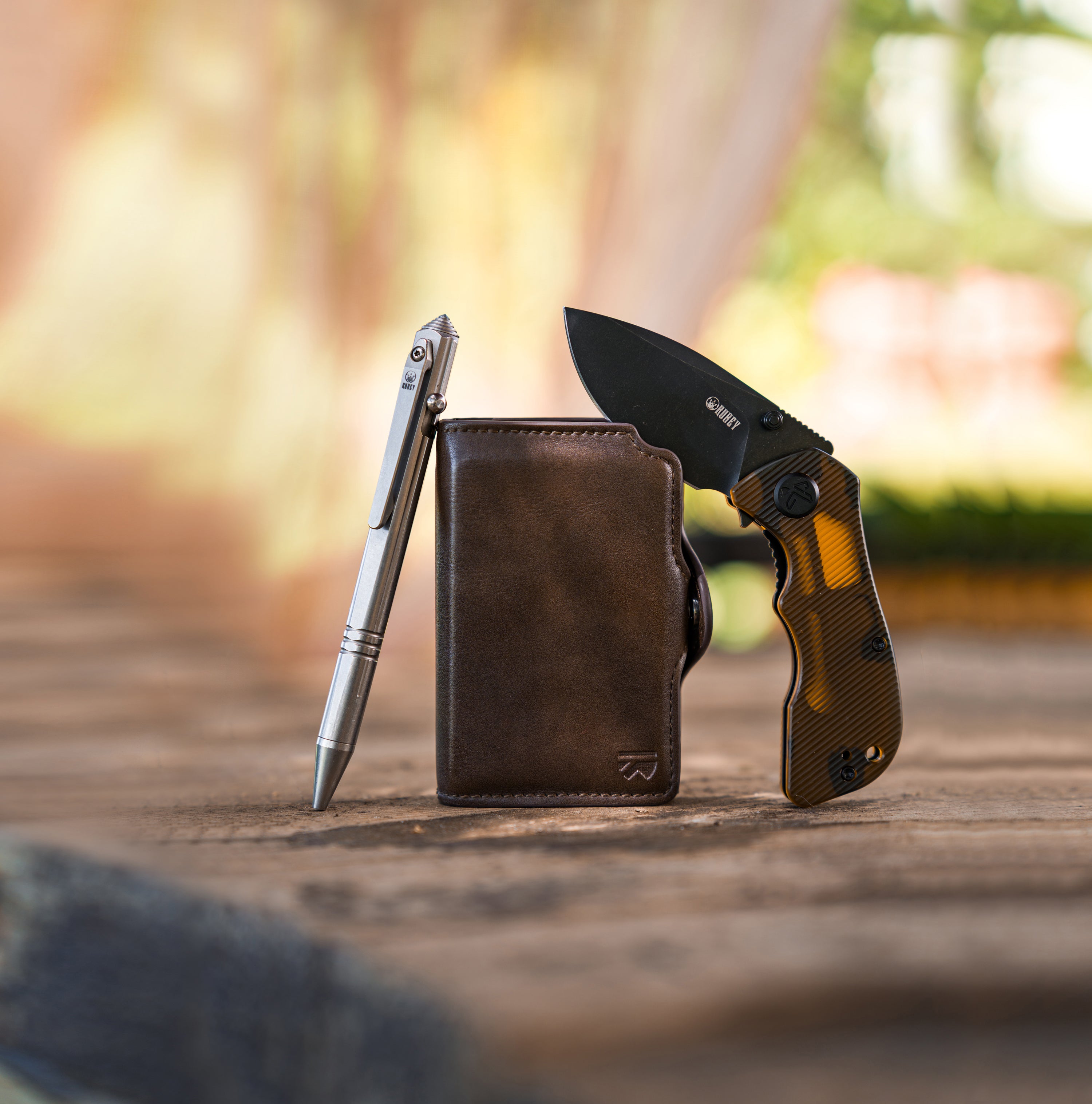 Kubey Karaji Liner Lock Dual Thumb Studs Open Folding Pocket Knife Blue G-10 Handle 2.56" Beadblast 14C28N KU180R