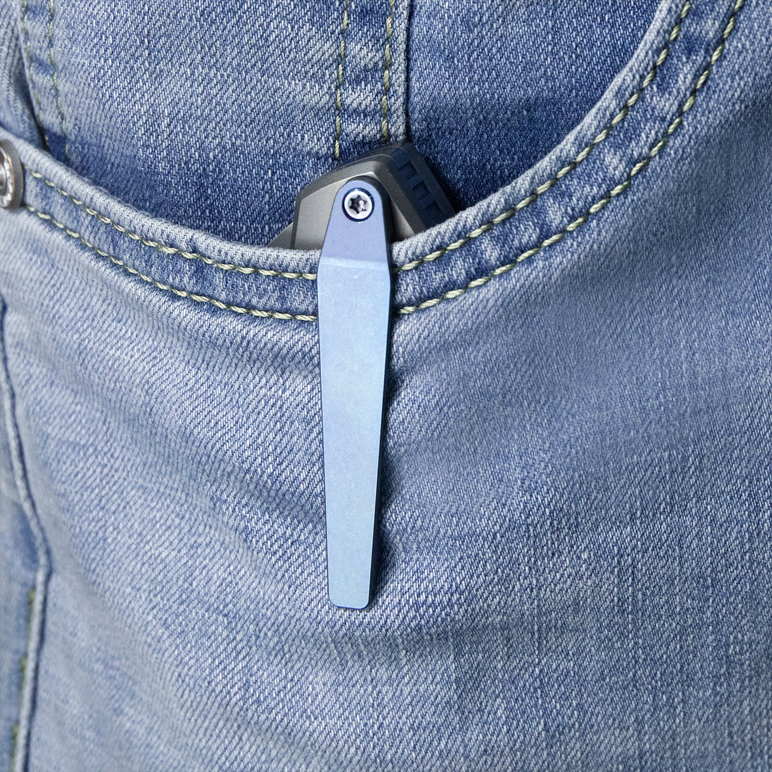 Kubey Monsterdog Frame Lock Dual Thumb Studs Folding Knife Titanium Handle 2.95" Sandblast M390 KB285F