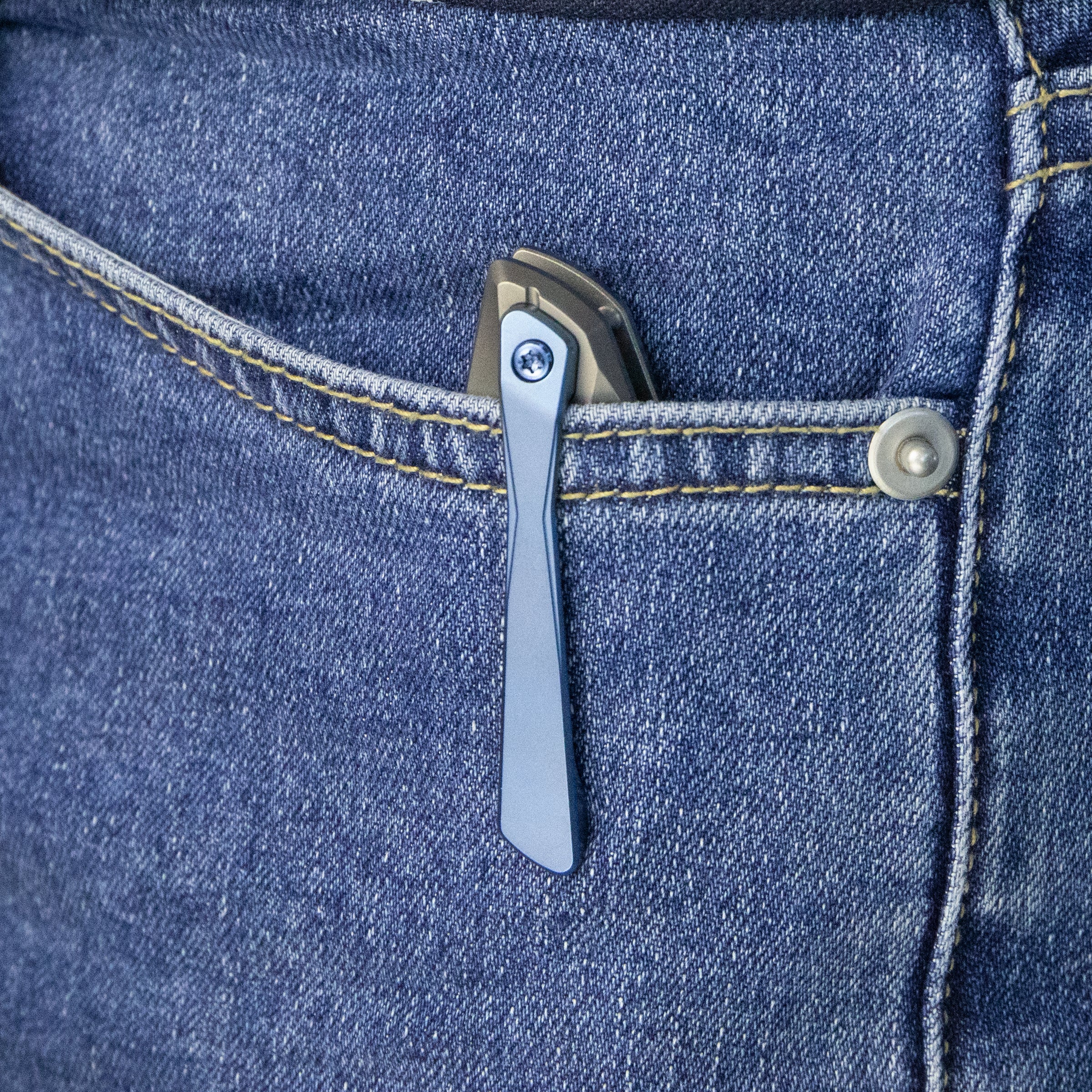 Kubey Nova Frame Lock Flipper Folding Knife Gray 6AL4V Titanium Handle 3.66" Bead Blasted 14C28N KB235F