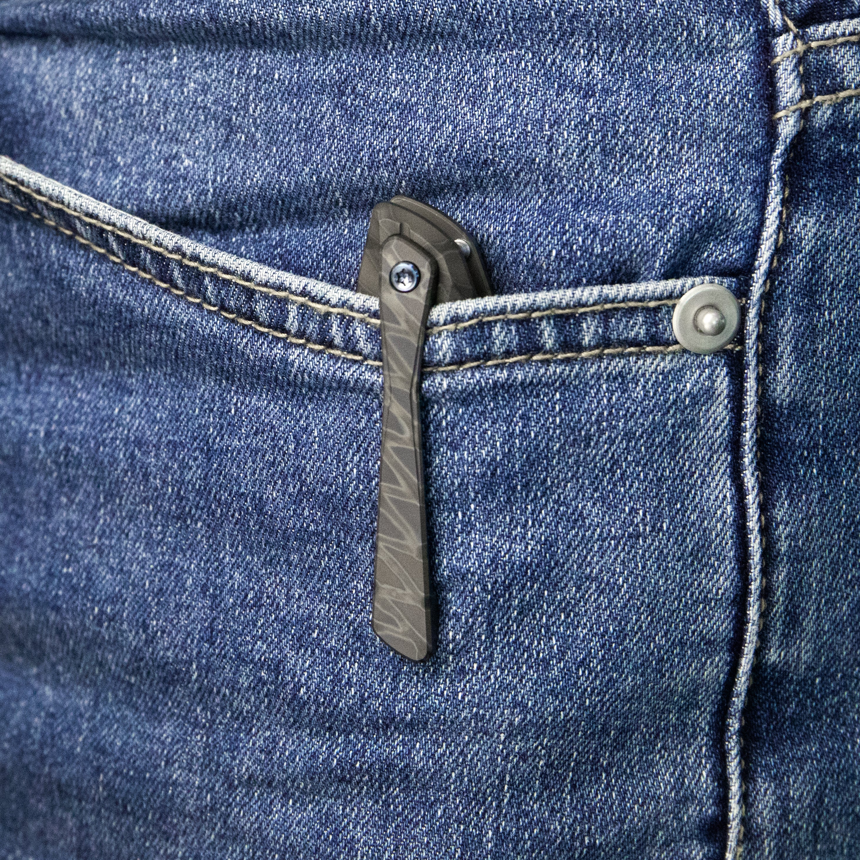 Kubey Nova Frame Lock Flipper Folding Knife Flame 6AL4V Titanium Handle 3.66" Bead Blasted 14C28N KB235G