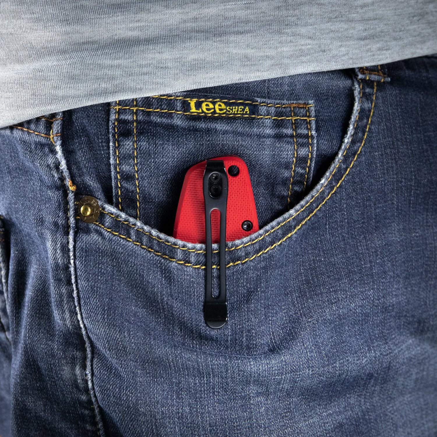 Tityus Linerlock Black Red KU322J