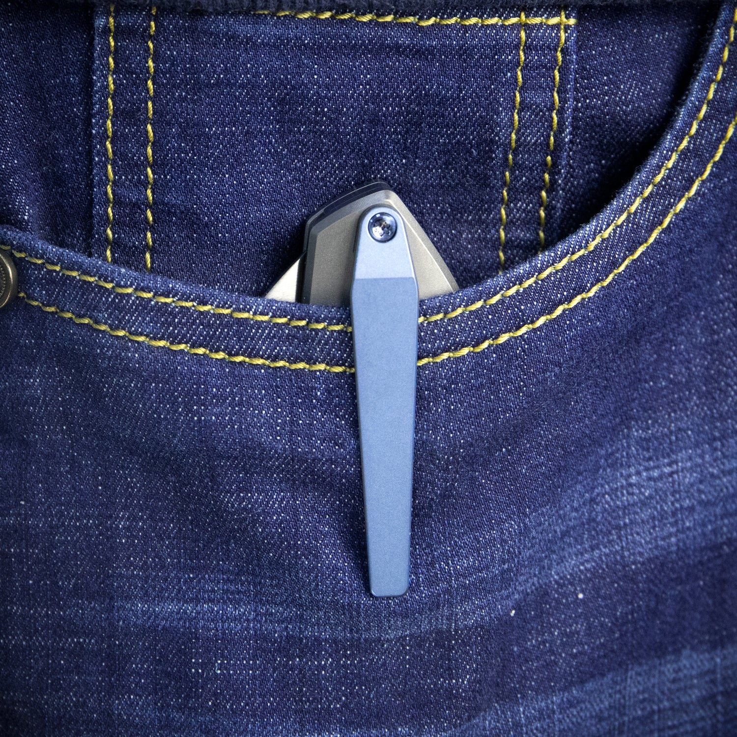 Kubey Monsterdog Frame Lock Dual Thumb Studs Folding Knife Titanium Handle 2.95" Stain M390 KB285C