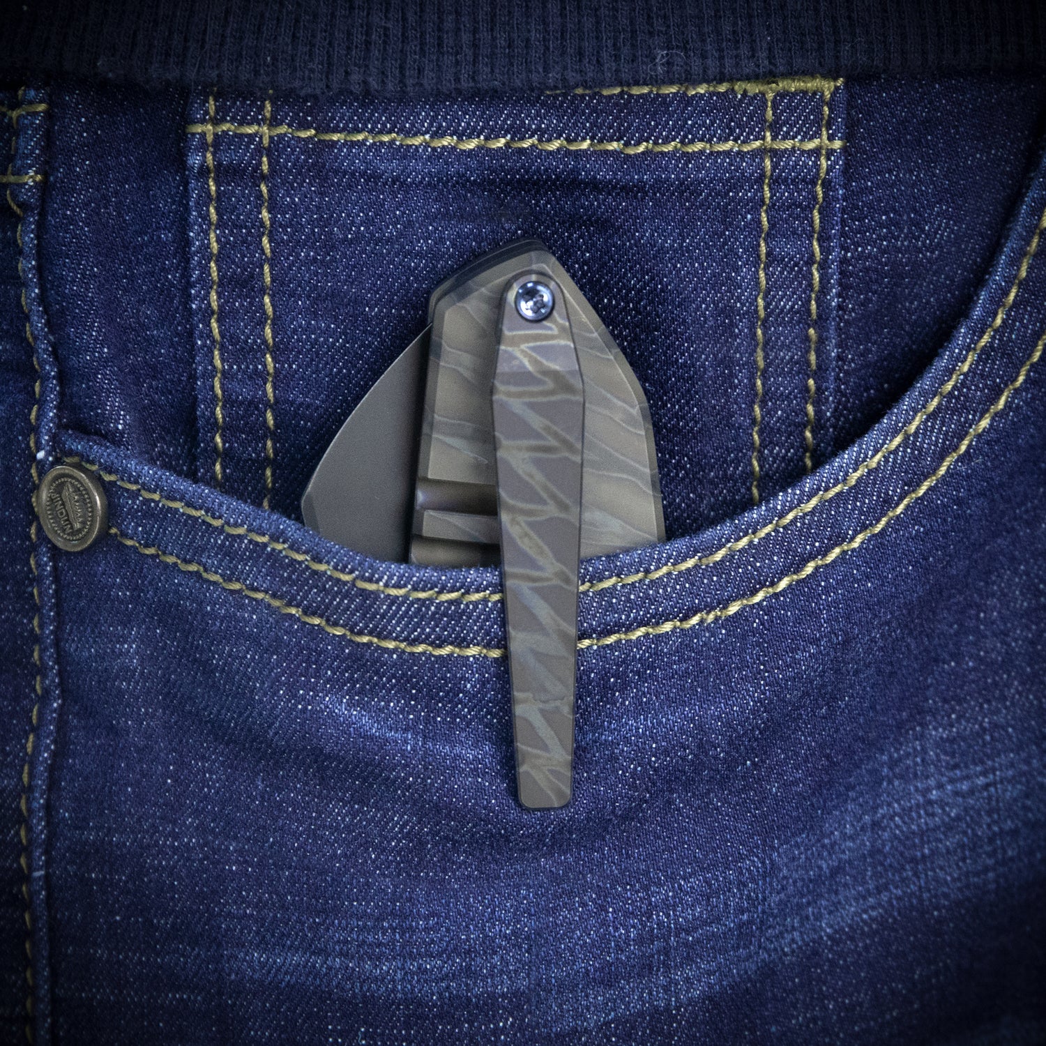 Kubey Monsterdog Frame Lock Dual Thumb Studs Folding Knife Titanium Handle 2.95" Blackwashed M390 KB285E