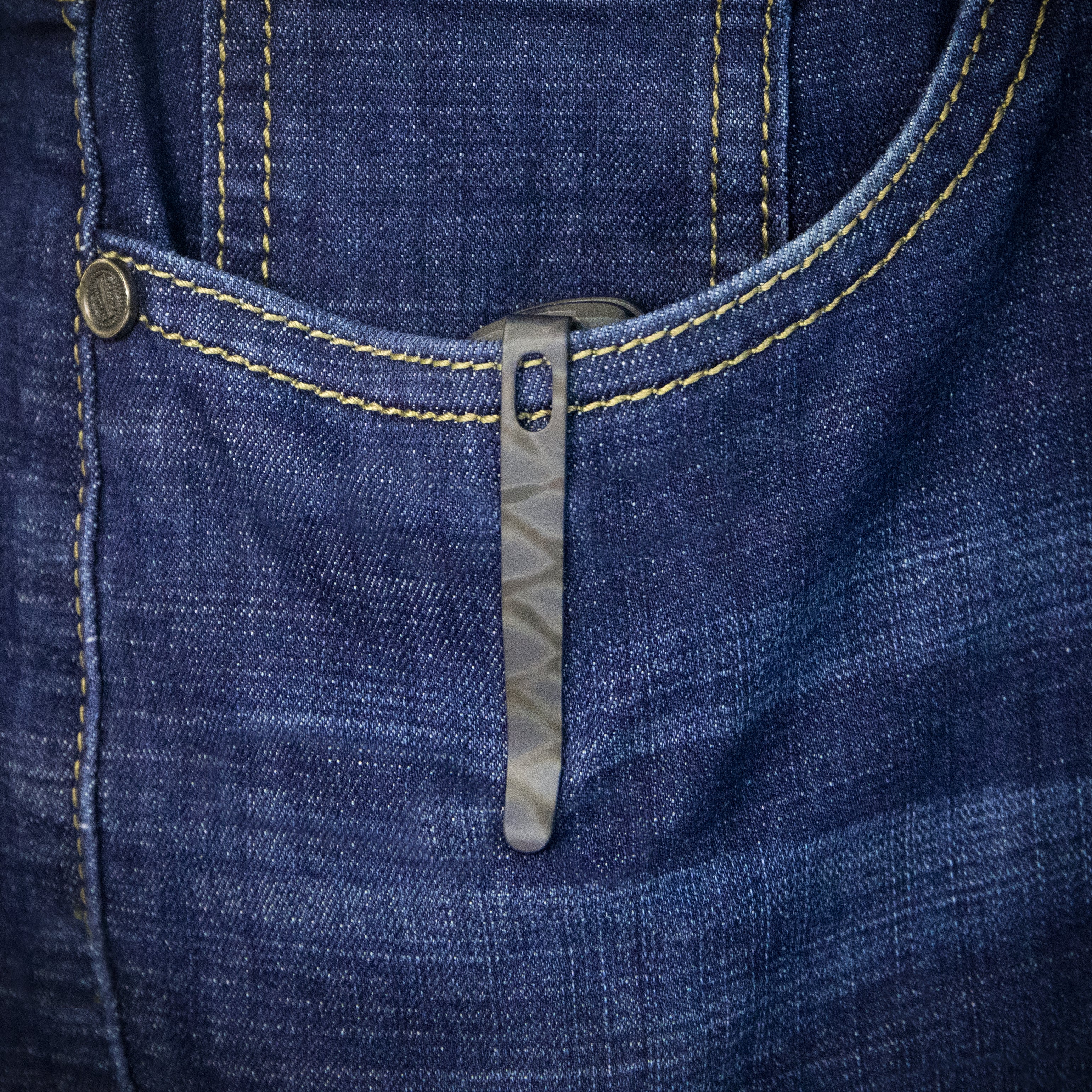 Kubey Tityus Frame Lock Flipper Folding Knife Flame 6AL4V Contoured Titanium Handle 3.39" Bead Blasted 14C28N KB360E