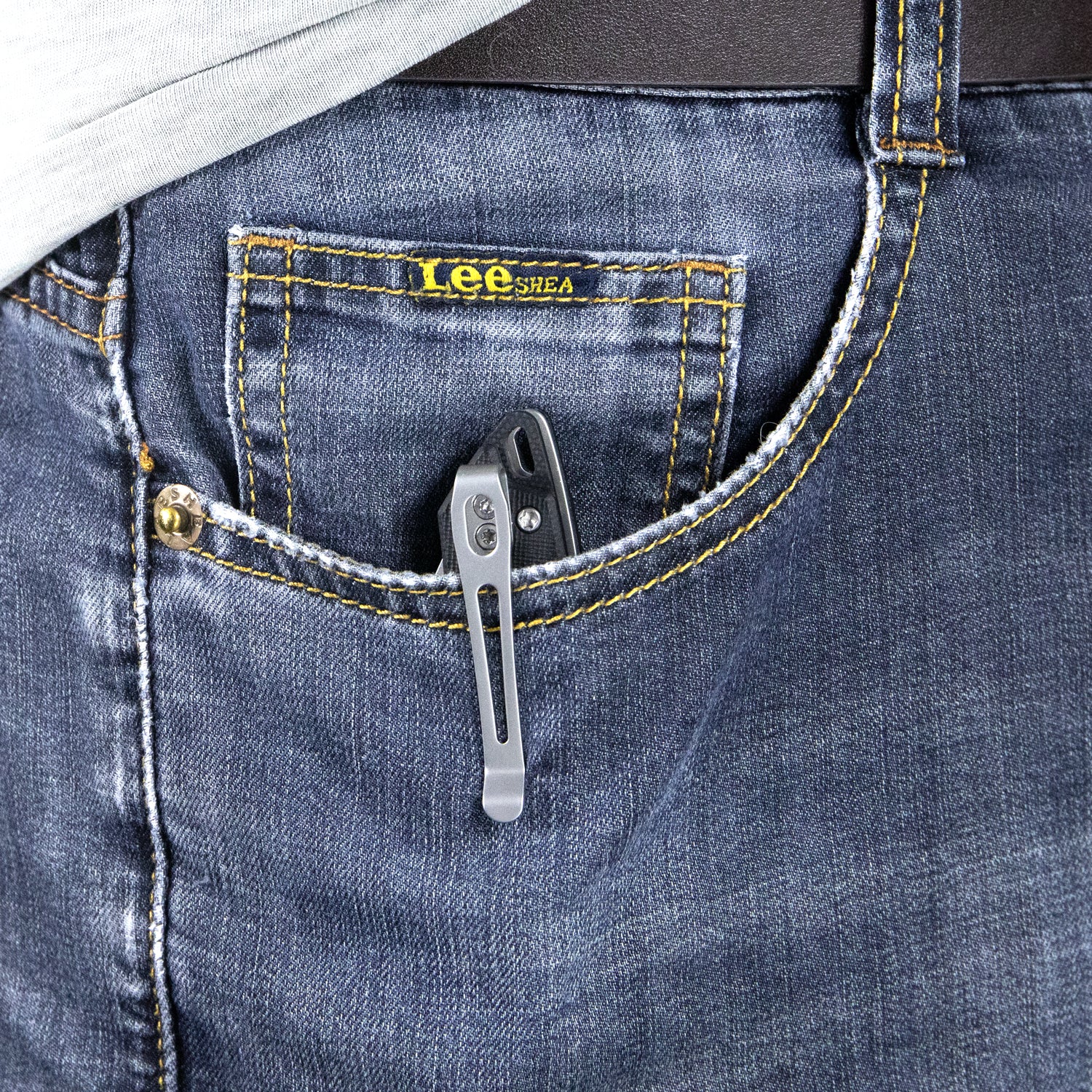 Leaf Liner Lock Front Flipper Folding Knife Black G10 Handle 2.99" Bead Blasted AUS-10 KU333A