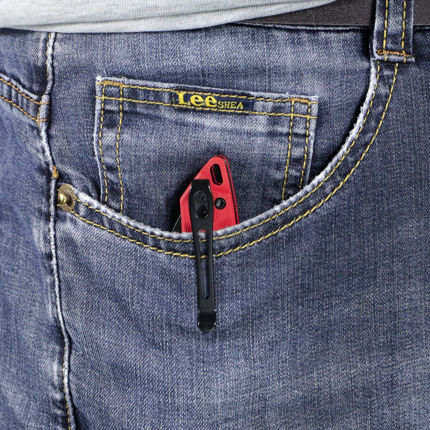 Leaf Linerlock Black Red KU333B