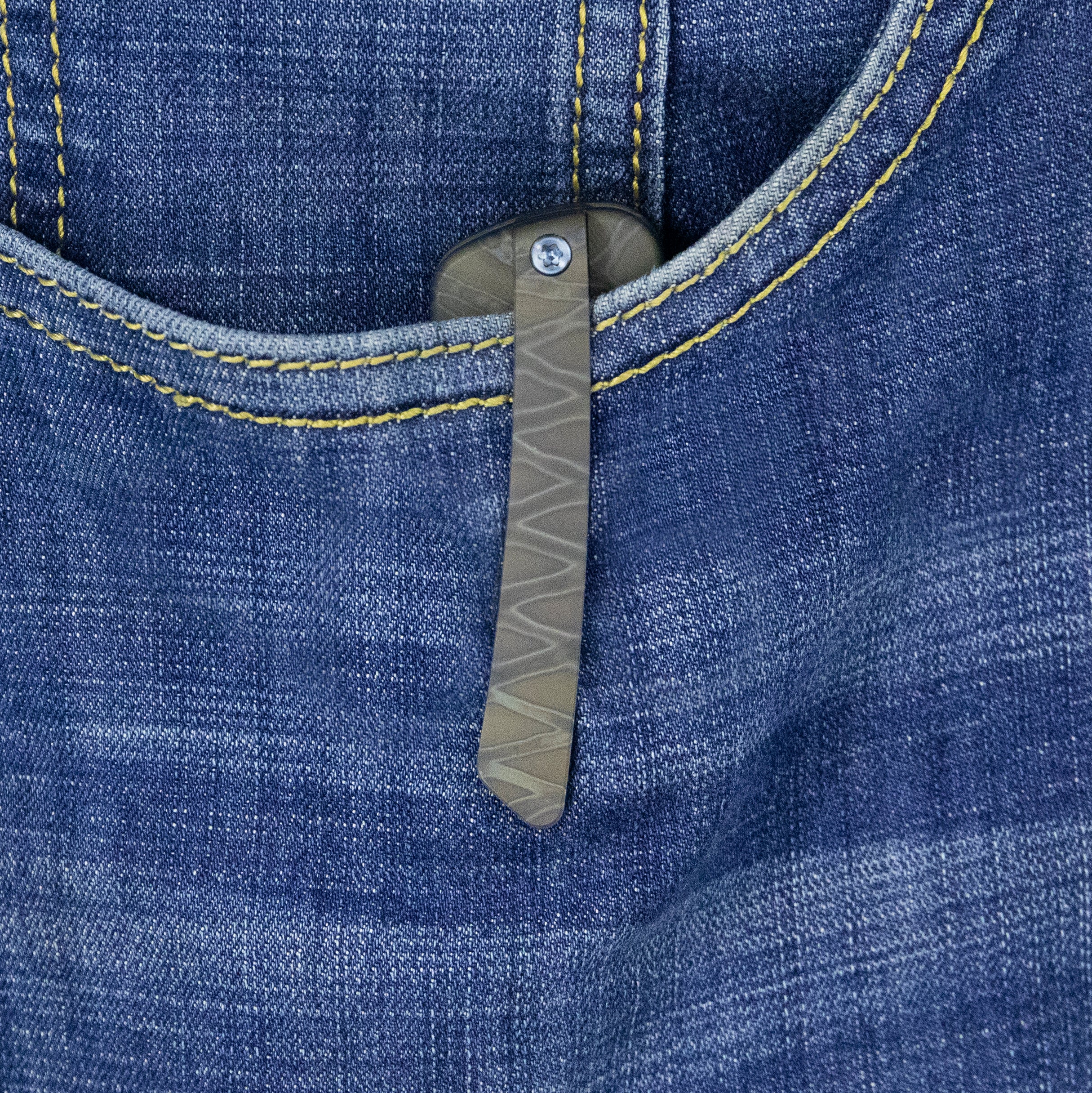 Kubey Momentum Frame Lock Front Flipper Pocket Folding Knife Flame Titanium Handle 3.43" Beadblast M390 KB386C