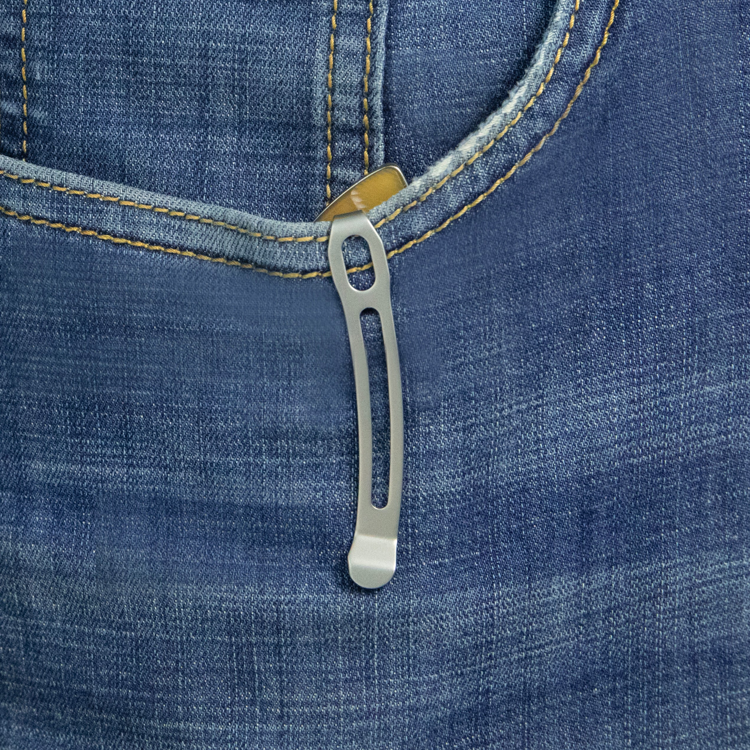 Kubey Anteater Liner Lock Folding Knife Ultem Handle 3.42" Sandblast 14C28N Blade KU212L