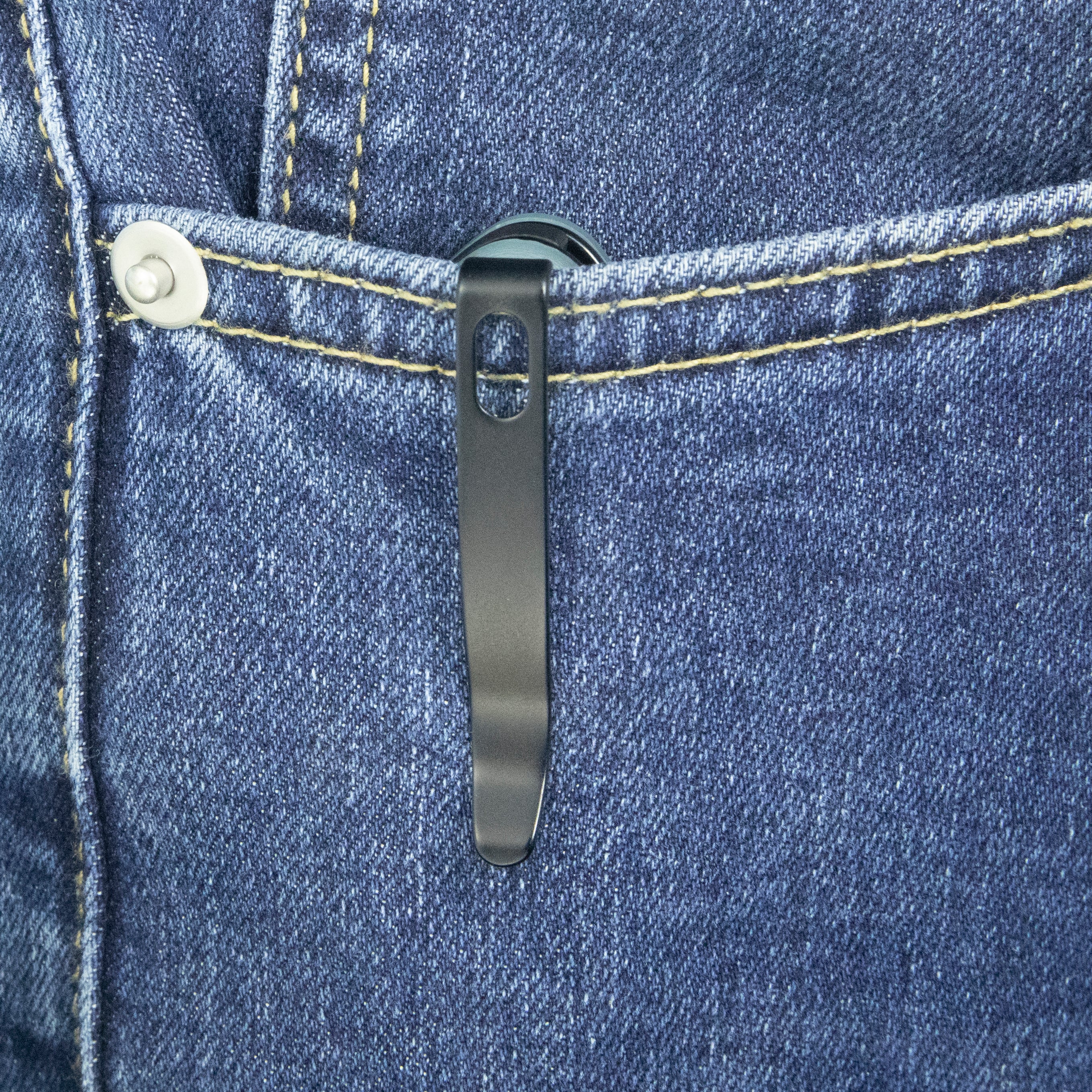 Kubey Dugu Liner Lock Folding Knife Camo G10 Handle 2.91'' Blackwash 14C28N Blade KU210L