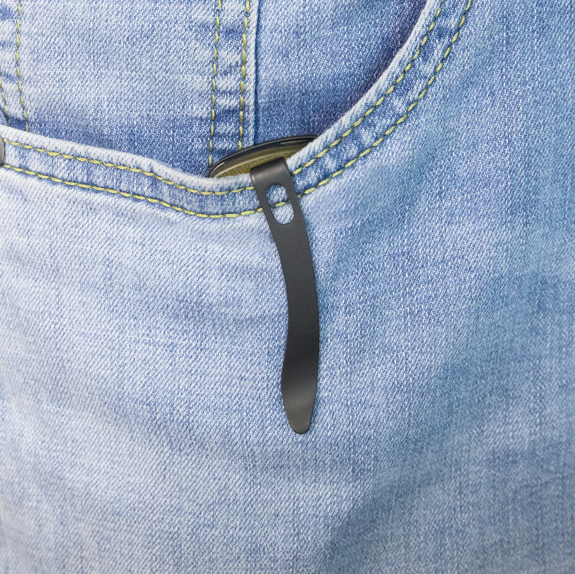 Kubey Scimitar Liner Lock Folding Knife Ultem Handle 3.46" Blackwash 14C28N KU173H