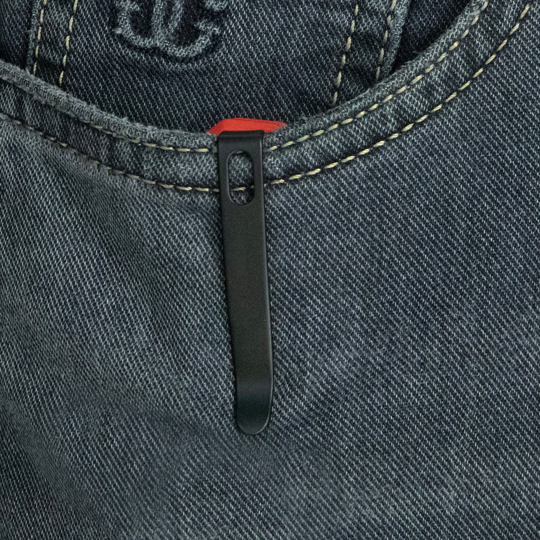Carve Crossbarlock Black Red KU237D