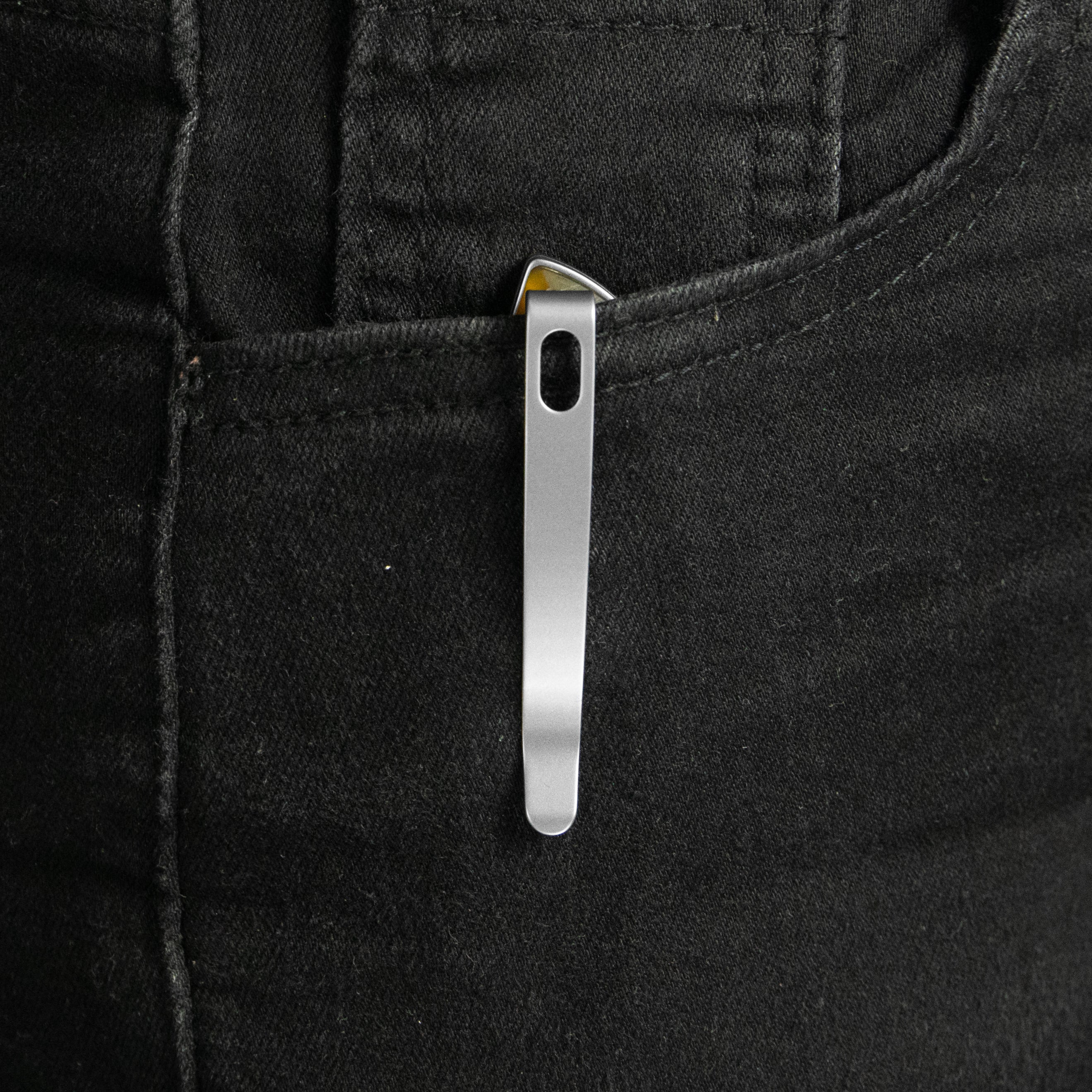 Kubey Nova Liner Lock Flipper Folding Pocket Knife Ultem Handle Satin 14C28N KU117N