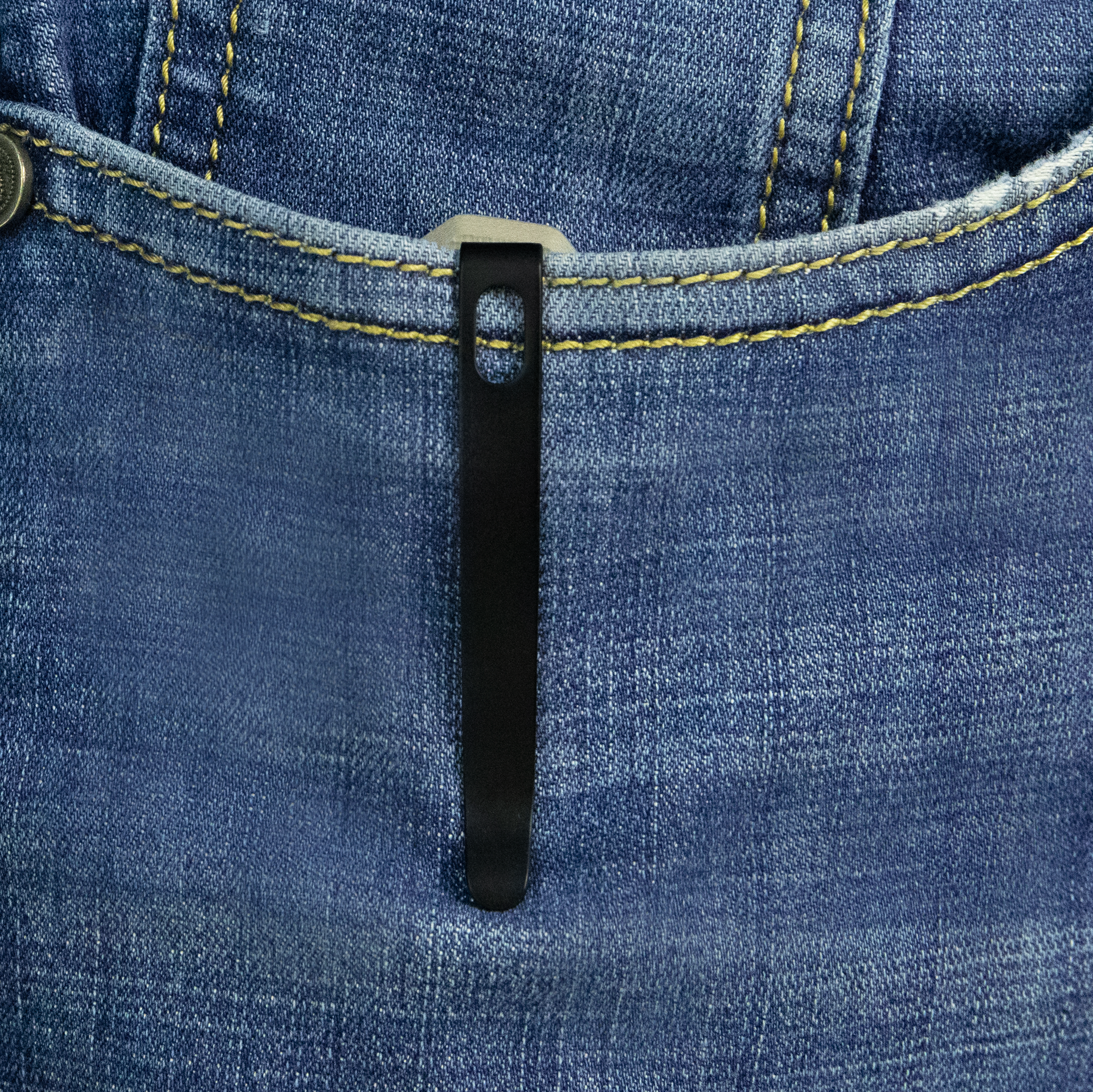 Kubey Carve Crossbar Lock Tactical Folding Knife Beige G10 Handle 3.27'' Blackwash 14C28N Blade KU237C